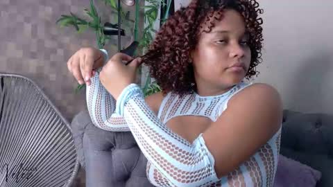 Naty online show from 11-23-25, 07:13