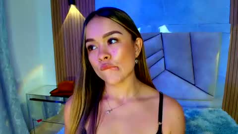 Snapshot of natalyefoster chatting on 07-14-26, 07:19 Natalye foster online show from 07-14-26, 07:19