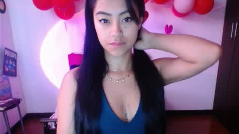 Snapshot of natalyescobar_lx chatting on 02-19-25, 12:11 Nataly Escobar online show from 02-19-25, 12:11