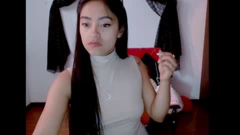 Snapshot of natalyescobar_lx chatting on 02-25-25, 03:05 Nataly Escobar online show from 02-25-25, 03:05