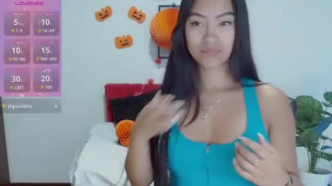 Snapshot of natalyescobar_lx chatting on 10-17-25, 01:03 Nataly Escobar online show from 10-17-25, 01:03