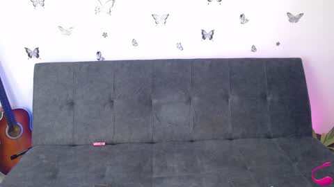 Snapshot of natalygreww chatting on 01-28-25, 12:26 online show from 01-28-25, 12:26