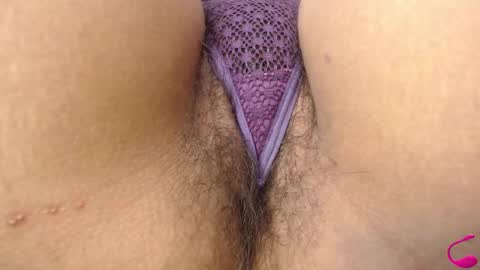 Snapshot of natalygreww chatting on 02-13-25, 11:37 online show from 02-13-25, 11:37