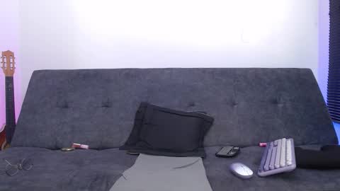 Snapshot of natalygreww chatting on 09-28-25, 02:22 online show from 09-28-25, 02:22