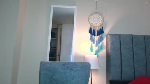 Snapshot of natalyguzman26 chatting on 05-17-26, 10:11 Nataly online show from 05-17-26, 10:11