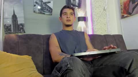 Snapshot of natan_77 chatting on 11-03-25, 03:41 natan_77 online show from 11-03-25, 03:41