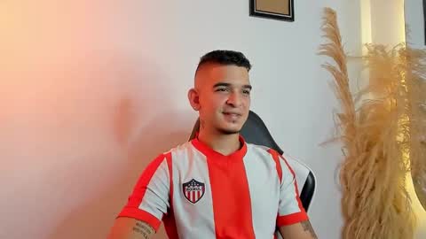 Snapshot of natan_77 chatting on 11-23-25, 10:42 natan_77 online show from 11-23-25, 10:42