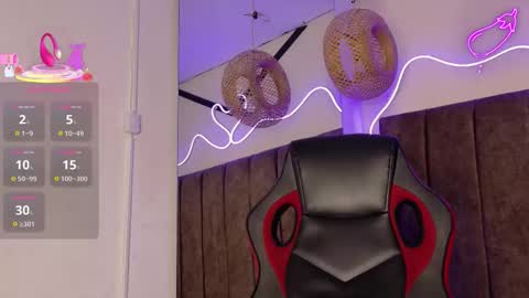 Natasha  online show from 10-26-25, 07:53