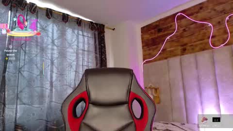 Natasha  online show from 11-30-25, 07:29