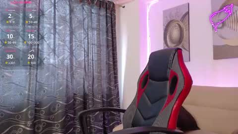 Snapshot of natasha__black chatting on 07-12-26, 08:00 Natasha online show from 07-12-26, 08:00