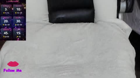 Natasha online show from 12-28-24, 04:19