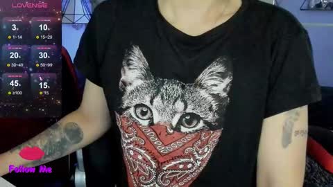 Natasha online show from 10-27-25, 04:05