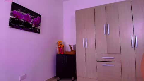 natasha_klump online show from 04-19-26, 10:47