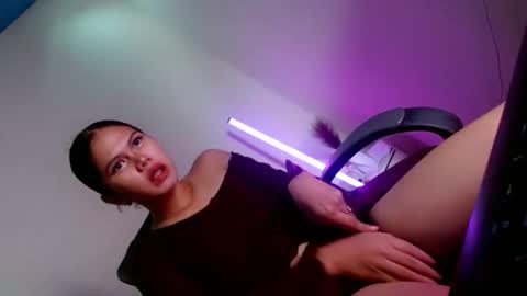 natasha_leigh online show from 04-25-26, 05:43