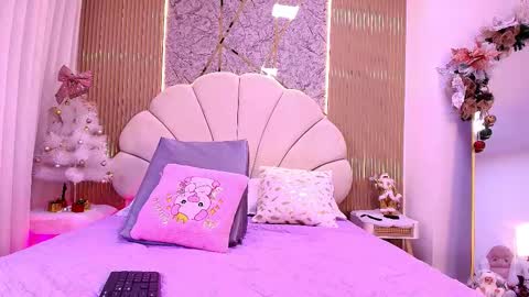 Natasha online show from 11-24-25, 07:13