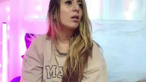 Natasha  online show from 01-19-25, 02:15