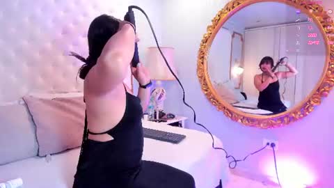natasha_rosee_ online show from 07-18-26, 11:14