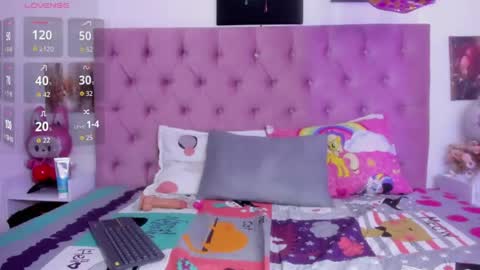 natasha_wishx online show from 05-15-26, 09:00