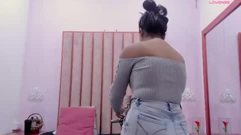 Snapshot of natashabroown_ chatting on 07-28-26, 11:17 natashabroown_ online show from 07-28-26, 11:17