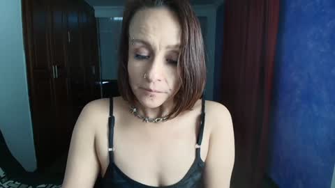 Snapshot of natashamason chatting on 01-27-25, 10:27 Natasha Mason online show from 01-27-25, 10:27