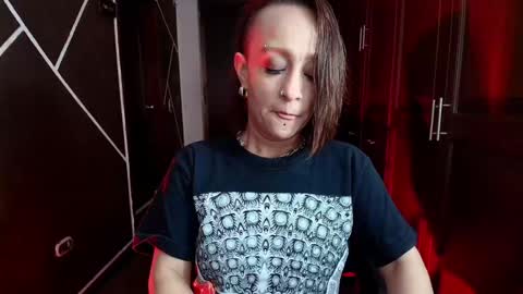 Snapshot of natashamason chatting on 02-05-25, 11:44 Natasha Mason online show from 02-05-25, 11:44