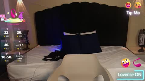 Snapshot of natashamason chatting on 09-12-25, 08:09 Natasha Mason online show from 09-12-25, 08:09