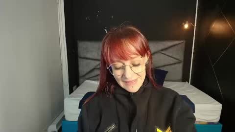 Snapshot of natashamason chatting on 09-14-25, 11:53 Natasha Mason online show from 09-14-25, 11:53