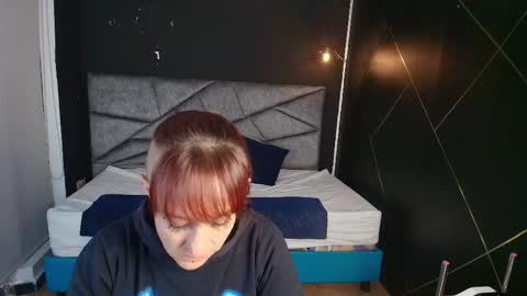 Snapshot of natashamason chatting on 09-19-25, 12:28 Natasha Mason online show from 09-19-25, 12:28