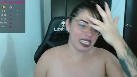 Snapshot of natashasmithe chatting on 01-14-25, 02:29 Natasha Smithe online show from 01-14-25, 02:29