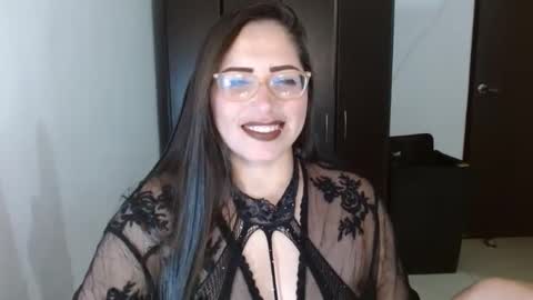 Snapshot of natashasmithe chatting on 10-12-25, 12:09 Natasha Smithe online show from 10-12-25, 12:09