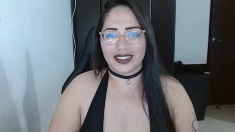 Snapshot of natashasmithe chatting on 11-09-25, 08:29 Natasha Smithe online show from 11-09-25, 08:29