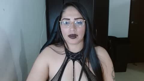 Snapshot of natashasmithe chatting on 12-04-25, 01:59 Natasha Smithe online show from 12-04-25, 01:59