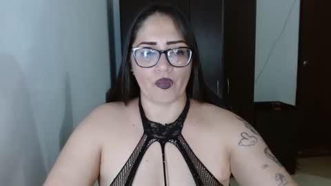 Natasha Smithe  online show from 05-12-26, 01:14