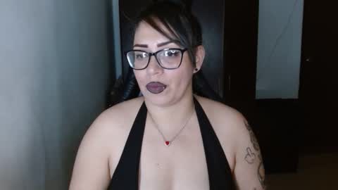Natasha Smithe  online show from 05-18-26, 12:18