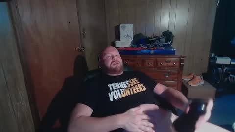 Snapshot of nate_b99 chatting on 09-13-25, 02:22 Nate online show from 09-13-25, 02:22