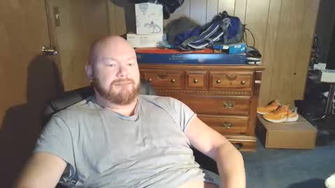 Snapshot of nate_b99 chatting on 10-18-25, 12:39 Nate online show from 10-18-25, 12:39