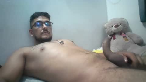 Snapshot of nate_torres chatting on 05-25-26, 01:22 Nate torres online show from 05-25-26, 01:22