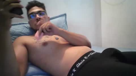 Snapshot of nate_torres chatting on 07-12-26, 09:28 Nate torres online show from 07-12-26, 09:28