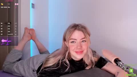 Snapshot of natehalll chatting on 02-15-25, 02:11 NATE online show from 02-15-25, 02:11