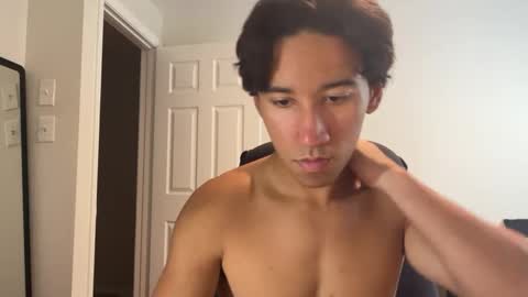 Snapshot of nateolivv_ chatting on 09-24-25, 05:05 nateolivv_ online show from 09-24-25, 05:05