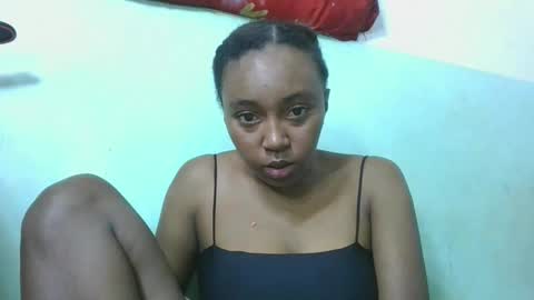natha259706 online show from 05-06-26, 04:19