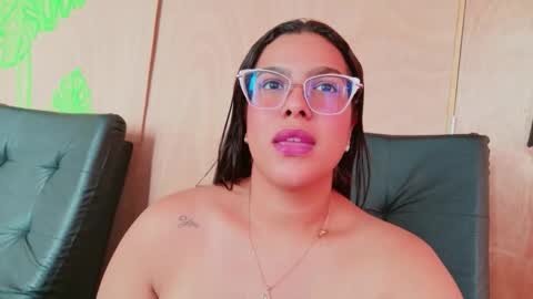 nathalia_correa online show from 11-27-25, 04:31