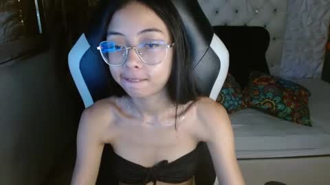 Snapshot of nathaliasweet_1_ chatting on 09-25-25, 01:59 nathaliasweet_1_ online show from 09-25-25, 01:59
