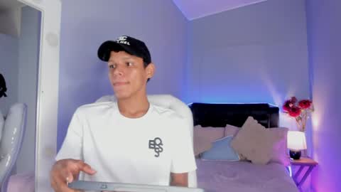 nathalie_moon_ online show from 04-08-26, 01:11