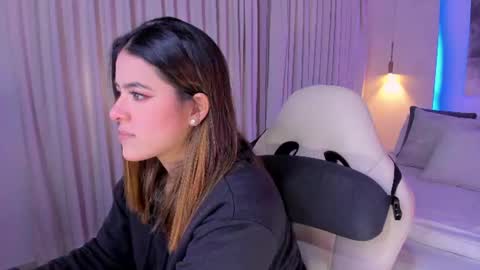 NATHALIE online show from 06-22-26, 11:18