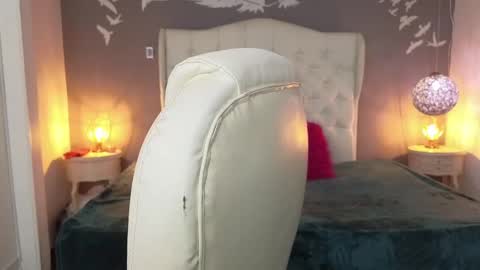 Snapshot of nathaly_blue chatting on 12-06-24, 08:18 nathaly_blue online show from 12-06-24, 08:18