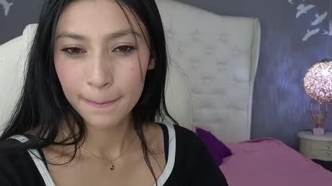 Snapshot of nathaly_blue chatting on 01-16-25, 06:59 nathaly_blue online show from 01-16-25, 06:59