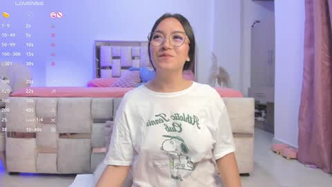 Snapshot of nathaly_star04 chatting on 12-11-24, 08:26 online show from 12-11-24, 08:26