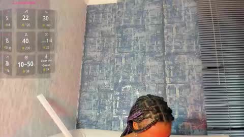 Snapshot of nathalyleen chatting on 10-27-25, 08:24 online show from 10-27-25, 08:24