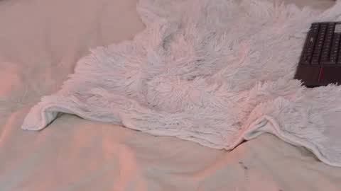 Snapshot of nathalylopez chatting on 06-13-26, 02:15 Nathaly lopez online show from 06-13-26, 02:15